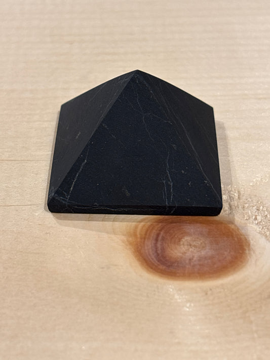 Pyramide Sungite