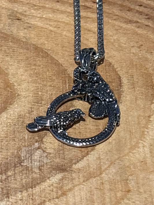 Pendentif – 2 Corbeau sur cercle
