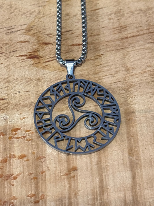 Pendentif – Trisquel Runes