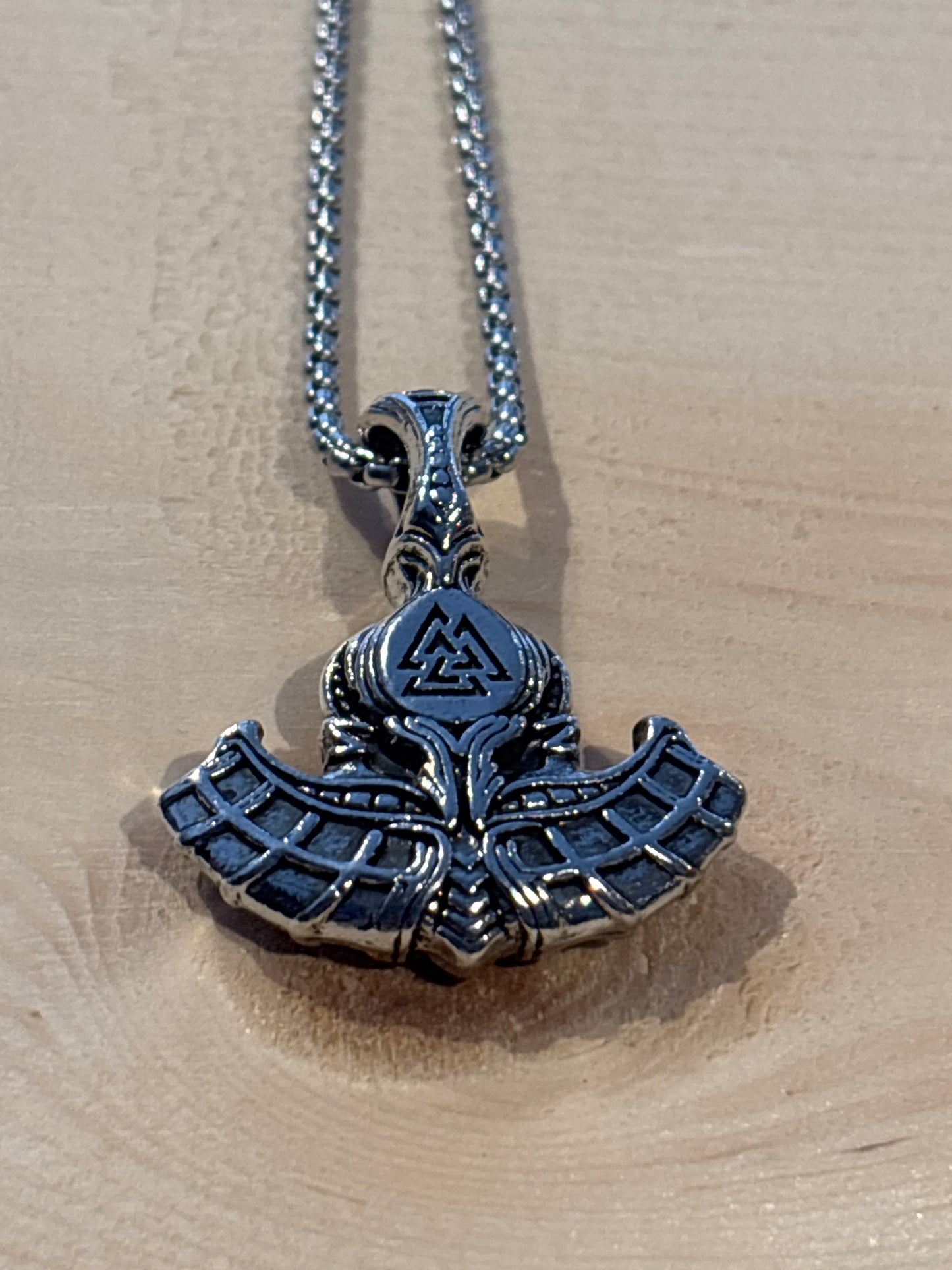 Pendentif - Marteau de Thor Valknut