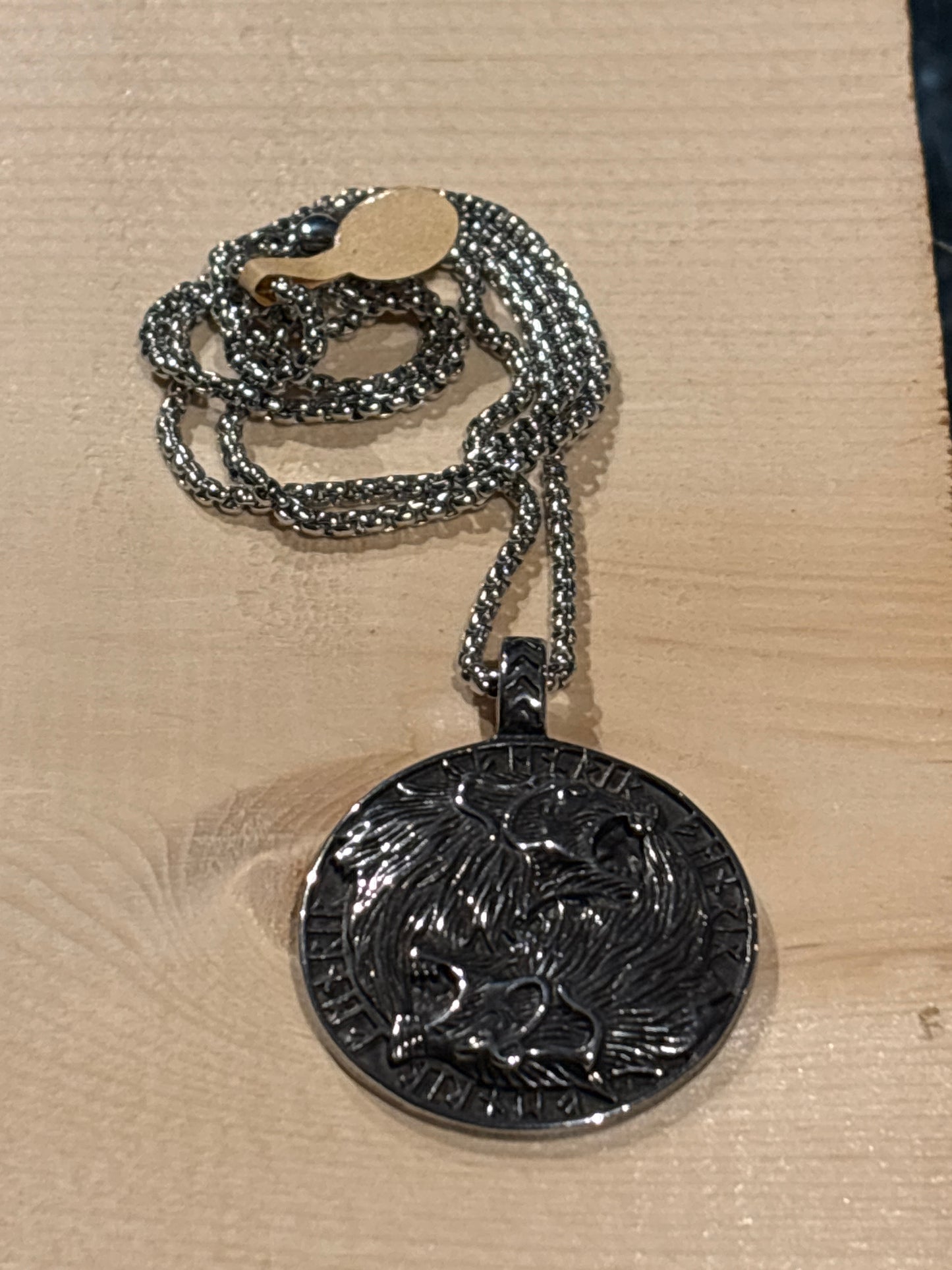 Pendentif – Deux Loups