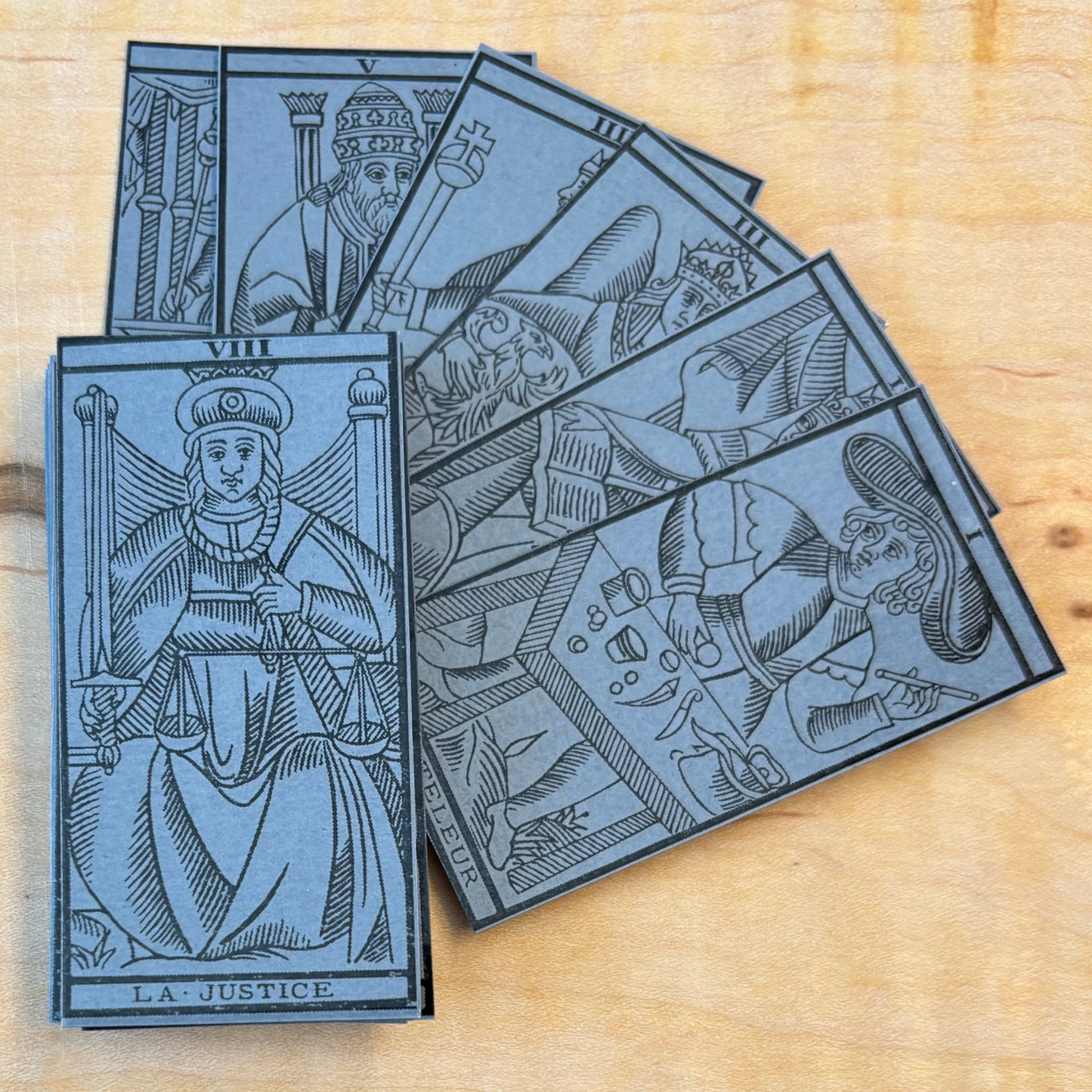 Tarot de Marseille Miniature - Arcanes Majeures Gris