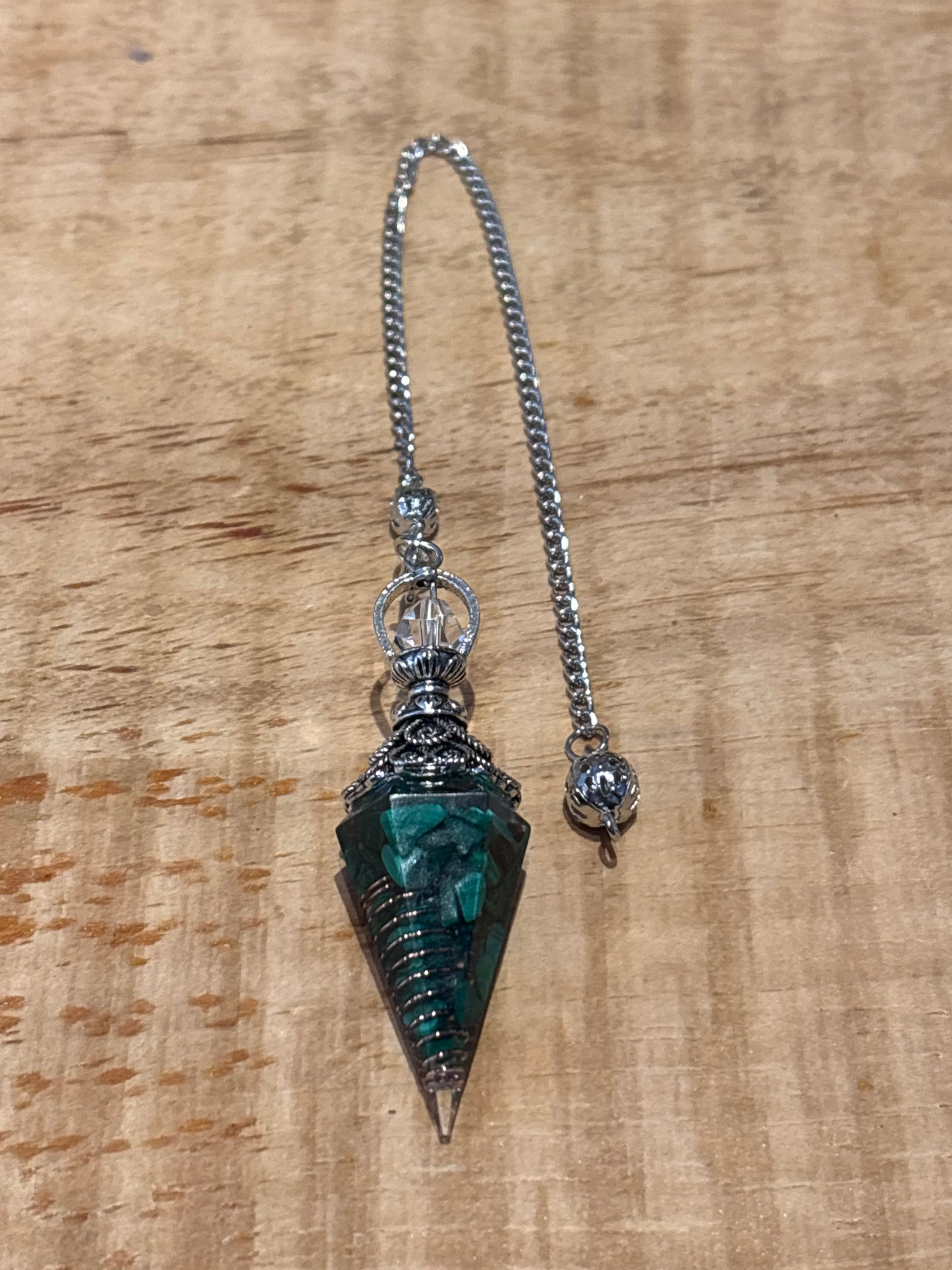Pendule – Orgonite argent Pointe