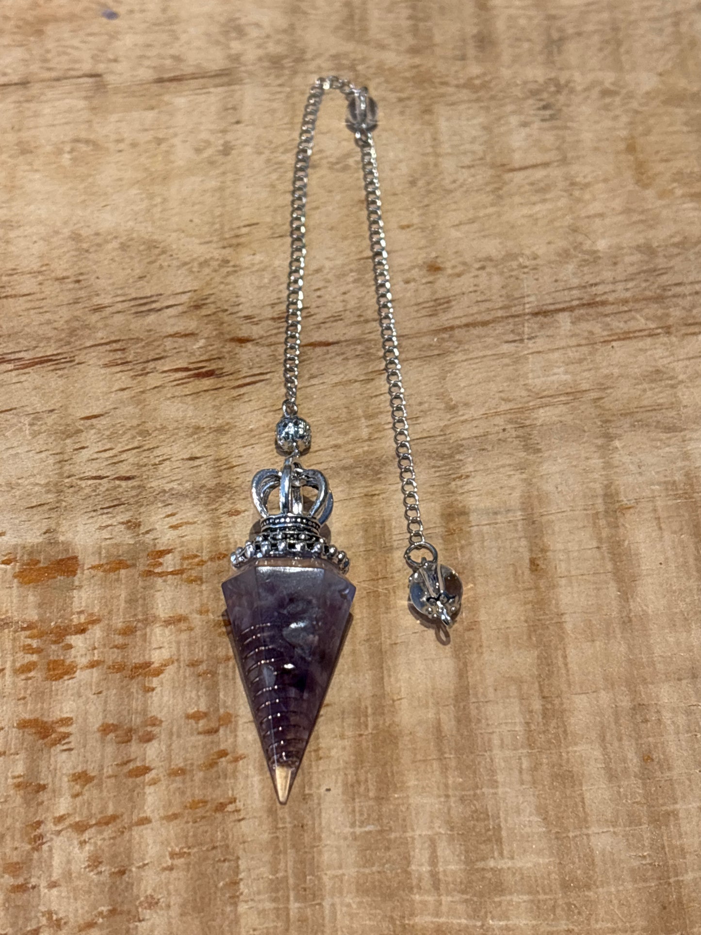 Pendule – Orgonite couronne argent