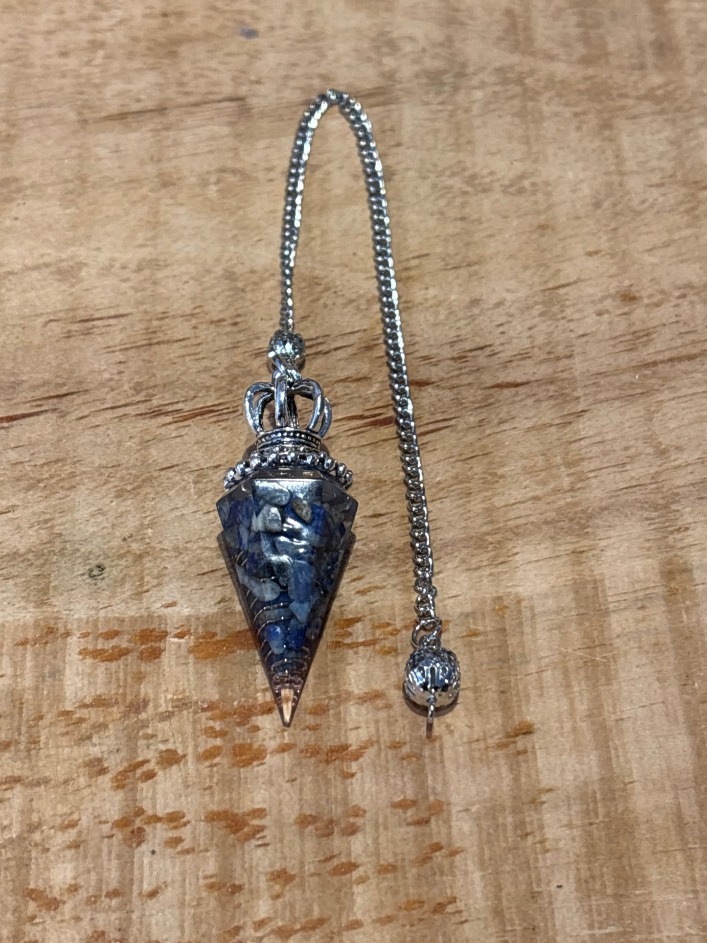 Pendule – Orgonite couronne argent