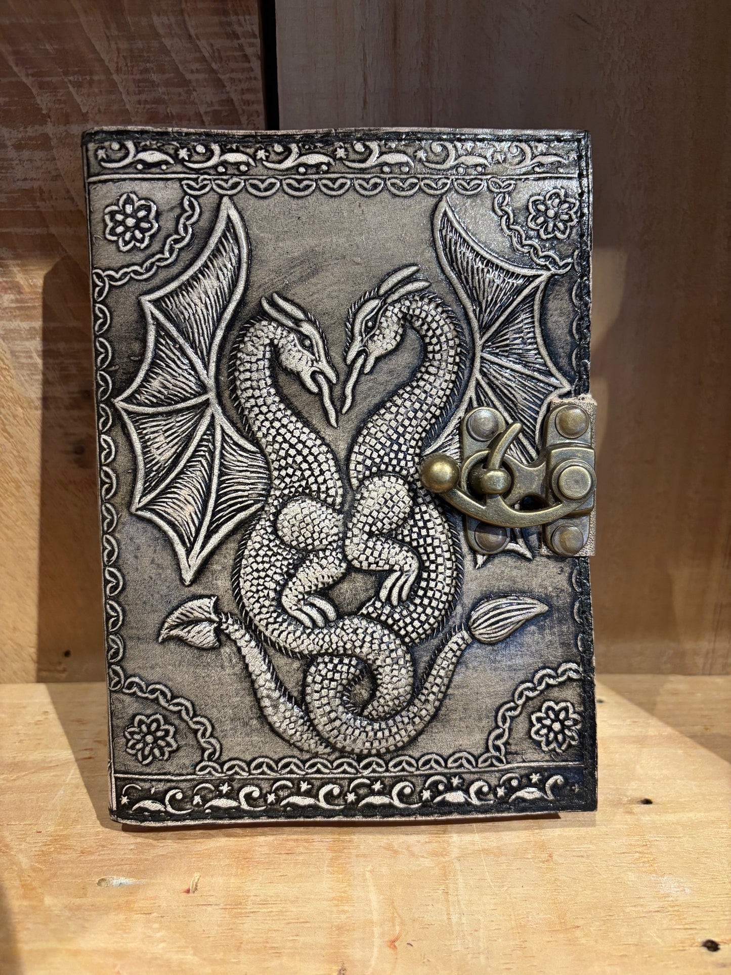 Livre en cuir BoS-4 1/2’’x6 1/2’’- Double Dragon