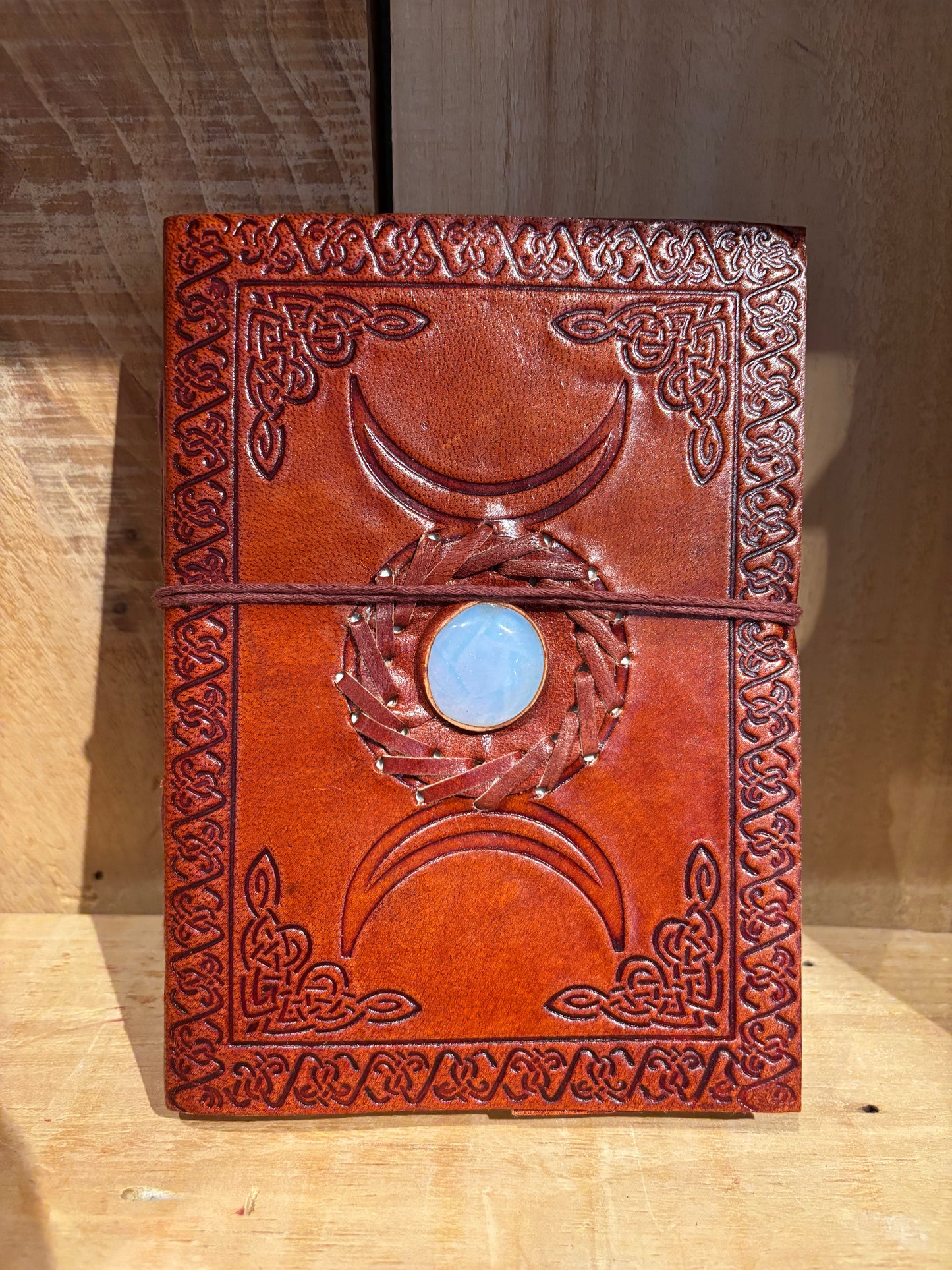 Livre en cuir BoS-5’’x7’’-triple lune opalite