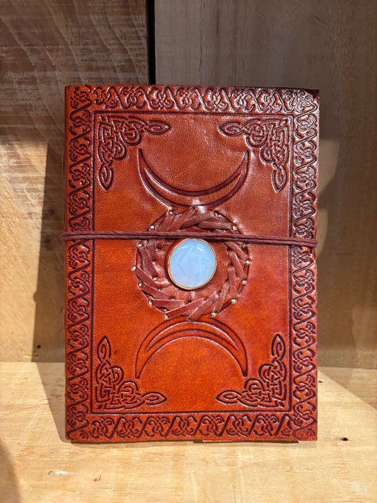 Livre en cuir BoS-5’’x7’’-triple lune opalite