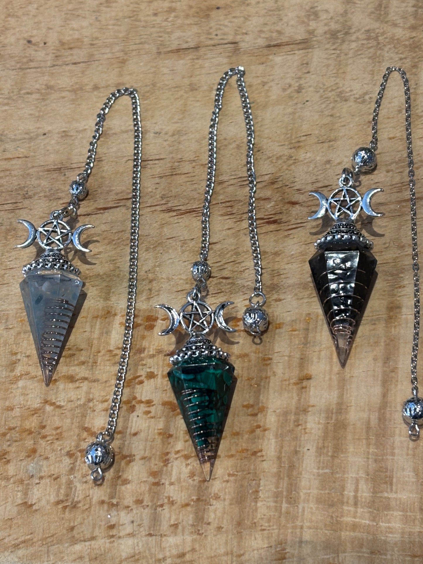 Pendule – Orgonite Triple lune