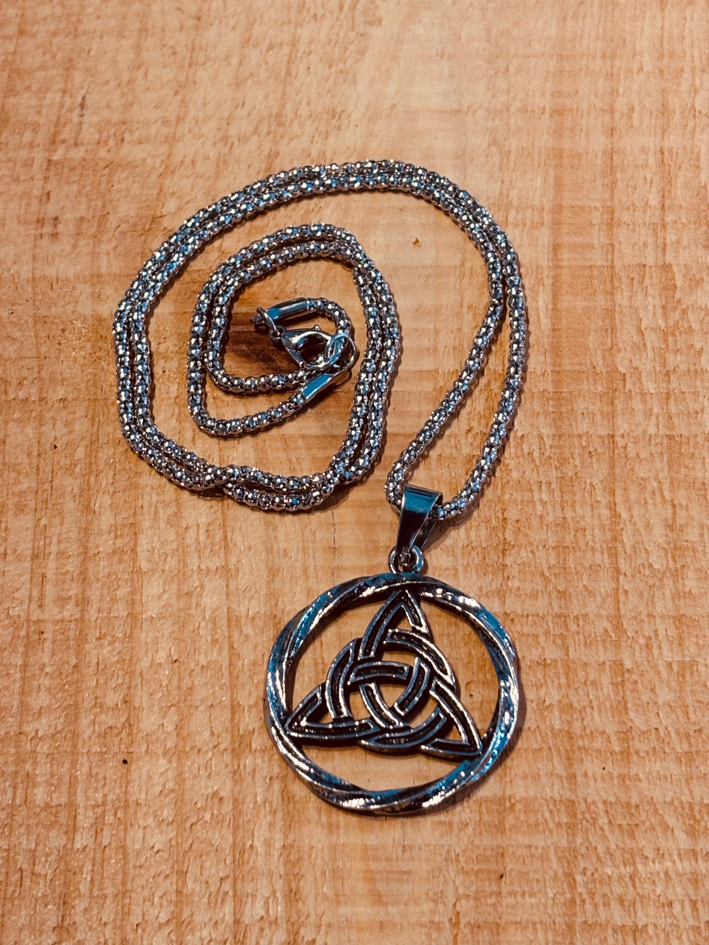Pendentif – Triquetra Argent